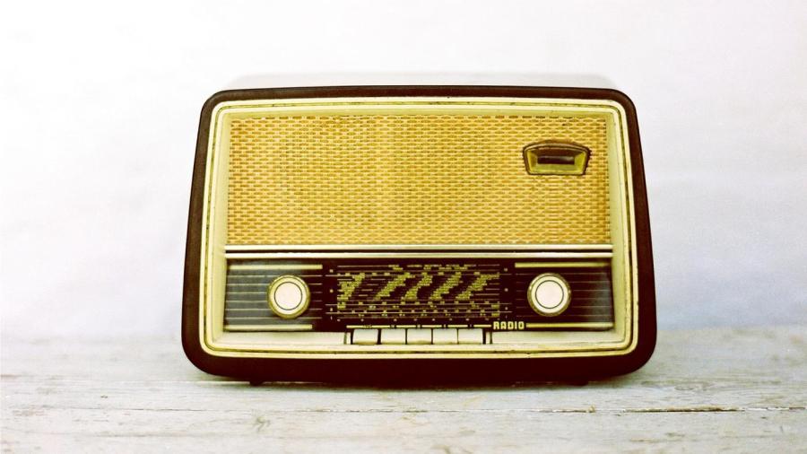 Who Invented the First Radio?